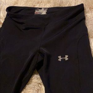 Under Armour crops